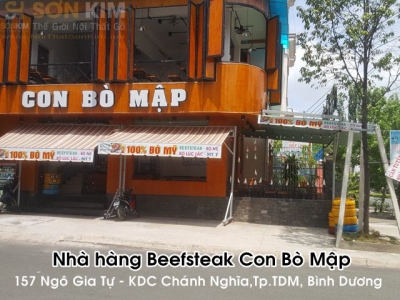 Công trình bàn ghế mái hiên nhà hàng beefsteak Con Bò Mập Công trình bàn ghế mái hiên nhà hàng beefsteak Con Bò Mập