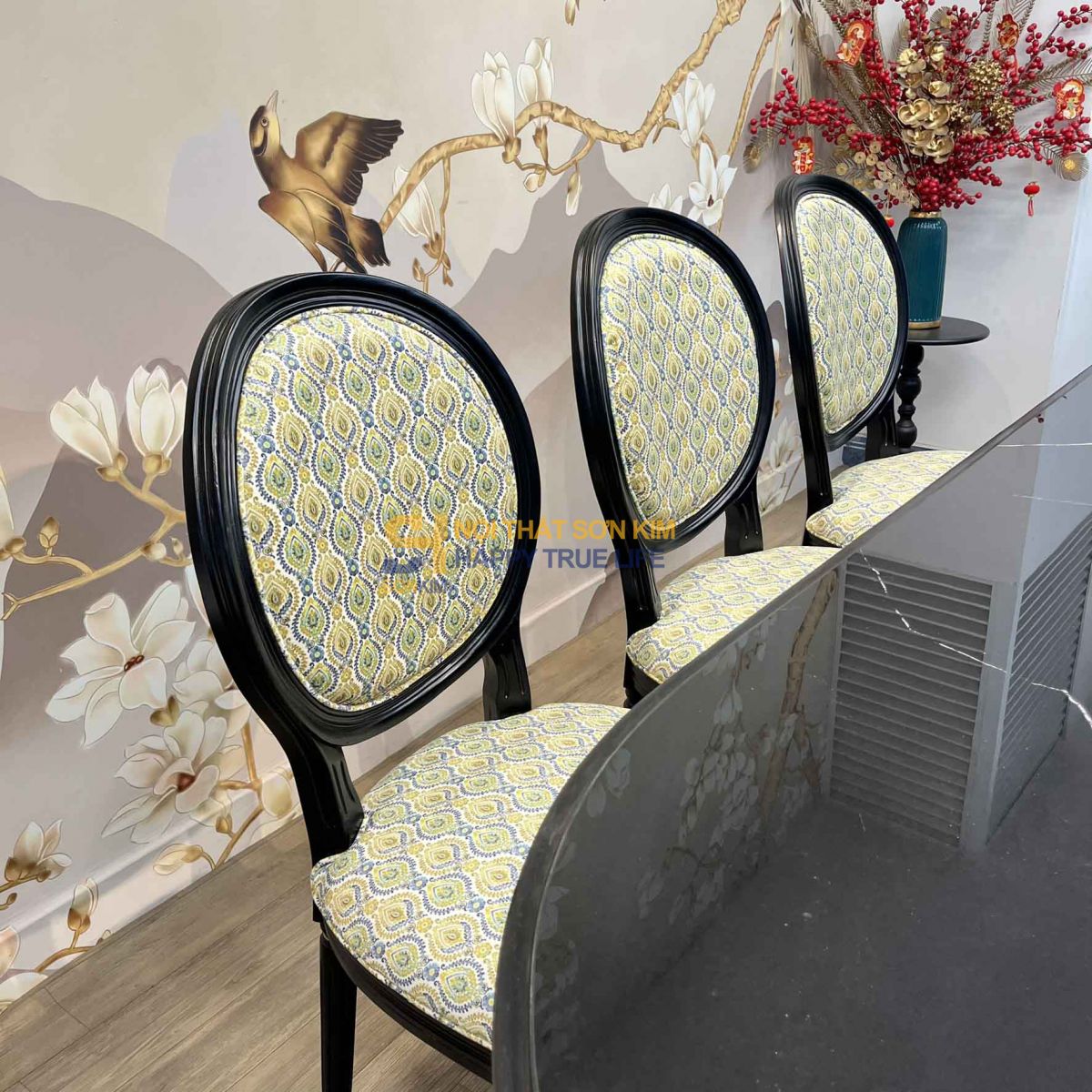 bo-ban-an-indochine-bga108-7