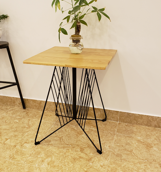 bàn cafe gỗ mặt vuông chân sắt