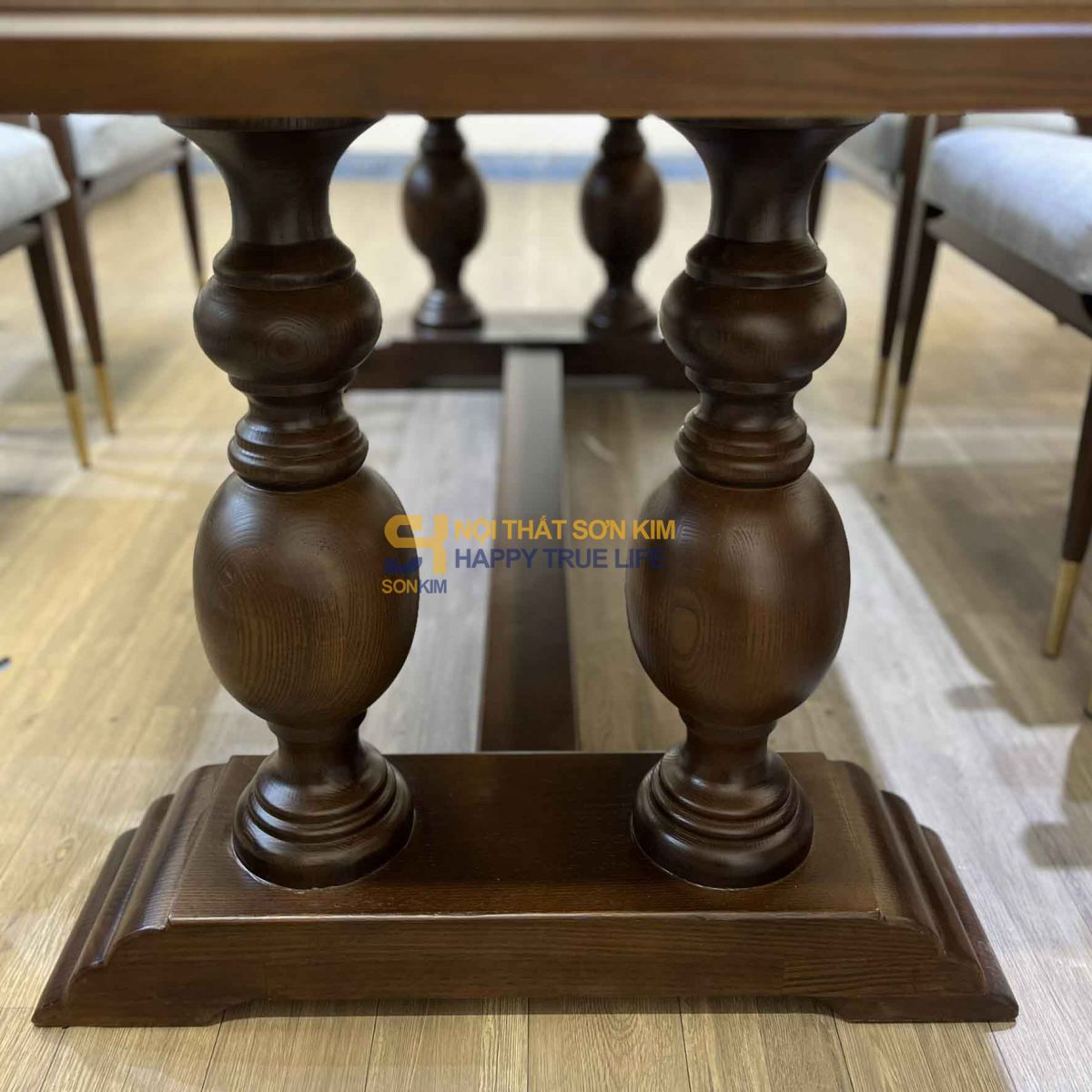 Bo-ban-an-Indochine-ghe-Grasse-5