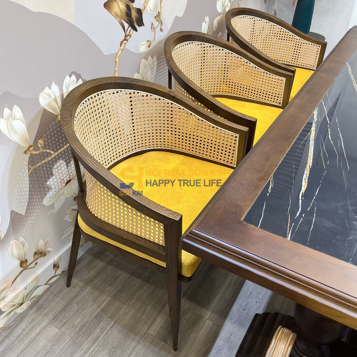 Bo-ban-an-Indochine-ghe-Grasse-9