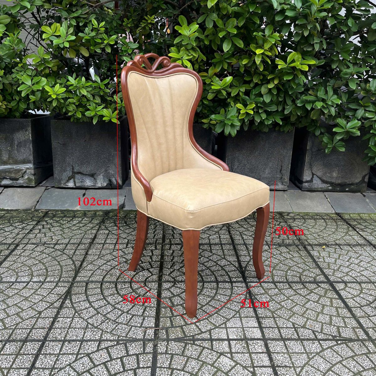 Ban-Tru-Non-Ghe-Nova-7