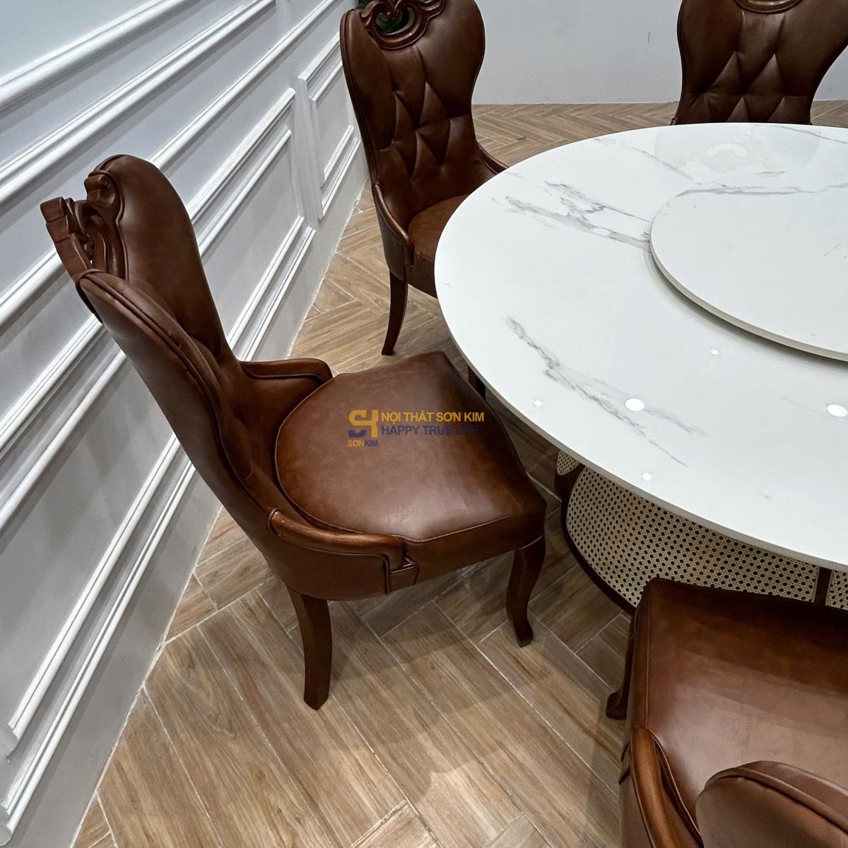 Bộ bàn ăn BAMBOO ghế SOHO sang trọng BGA144-2