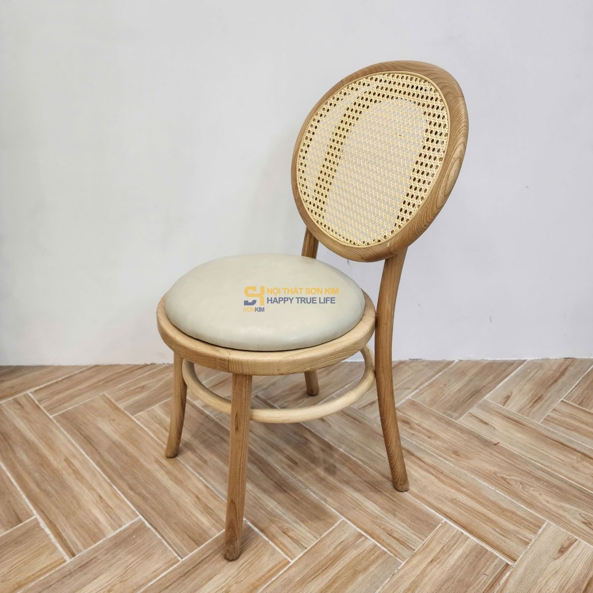 Ghế Thonet Vầng Trăng GC211 - 4