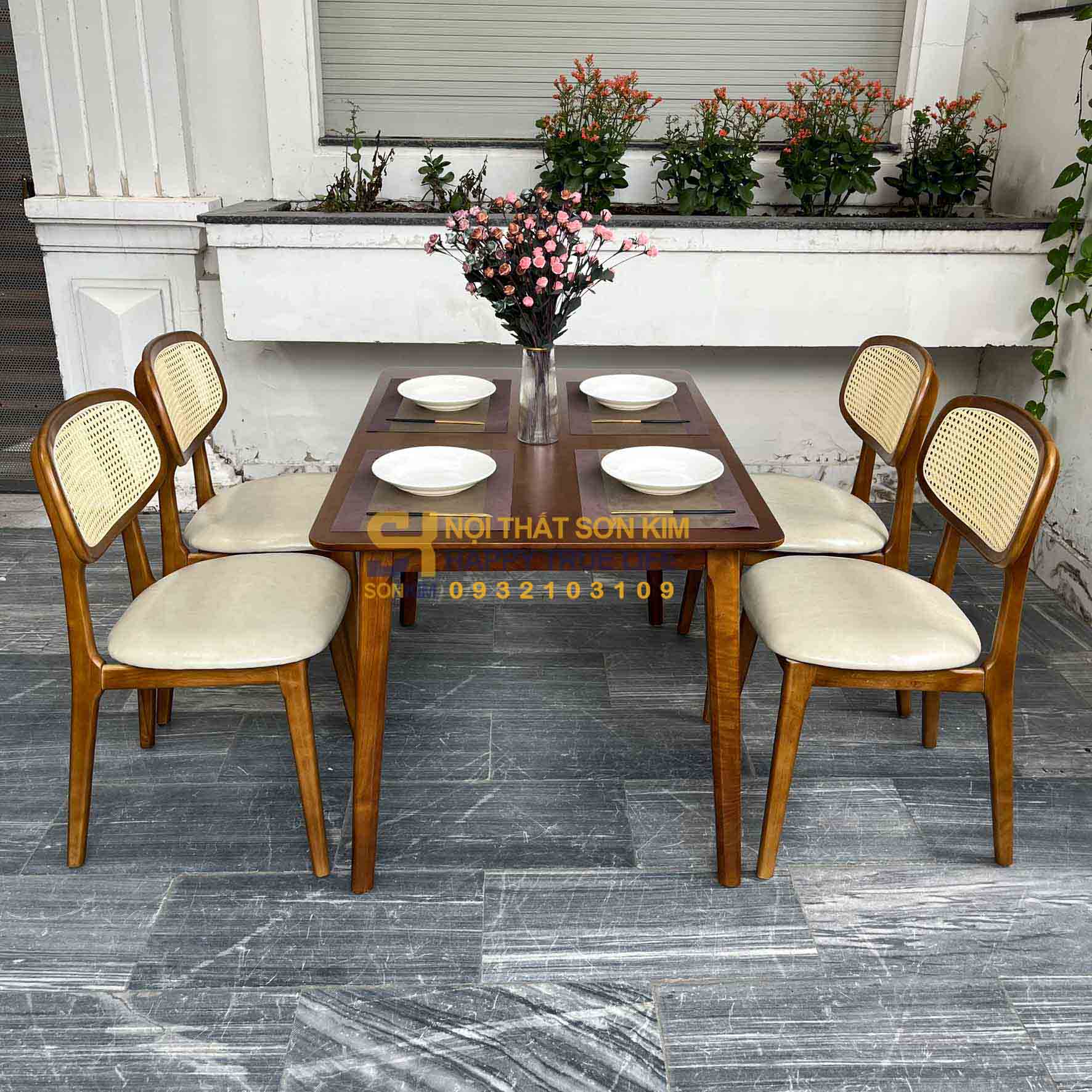 Bộ Bàn Ăn Ashley Ghế Secco Gỗ Cao Su Màu Nâu BGA91