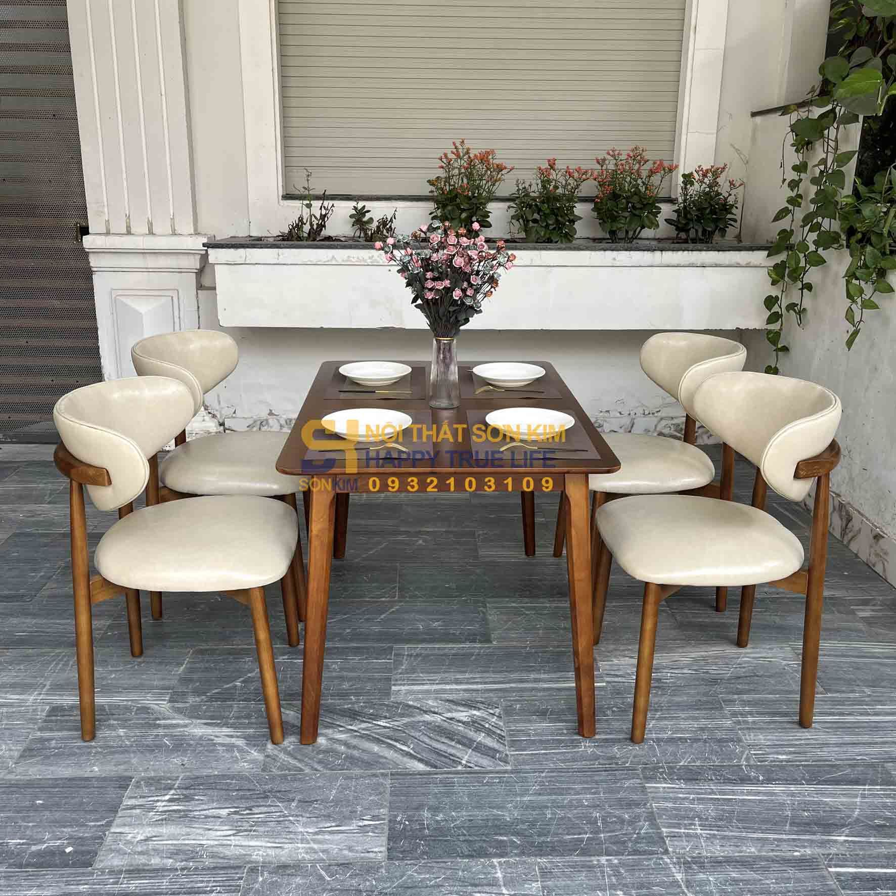 Bộ Bàn Ăn Ashley Ghế Oleandro Gỗ Cao Su Màu Nâu BGA97