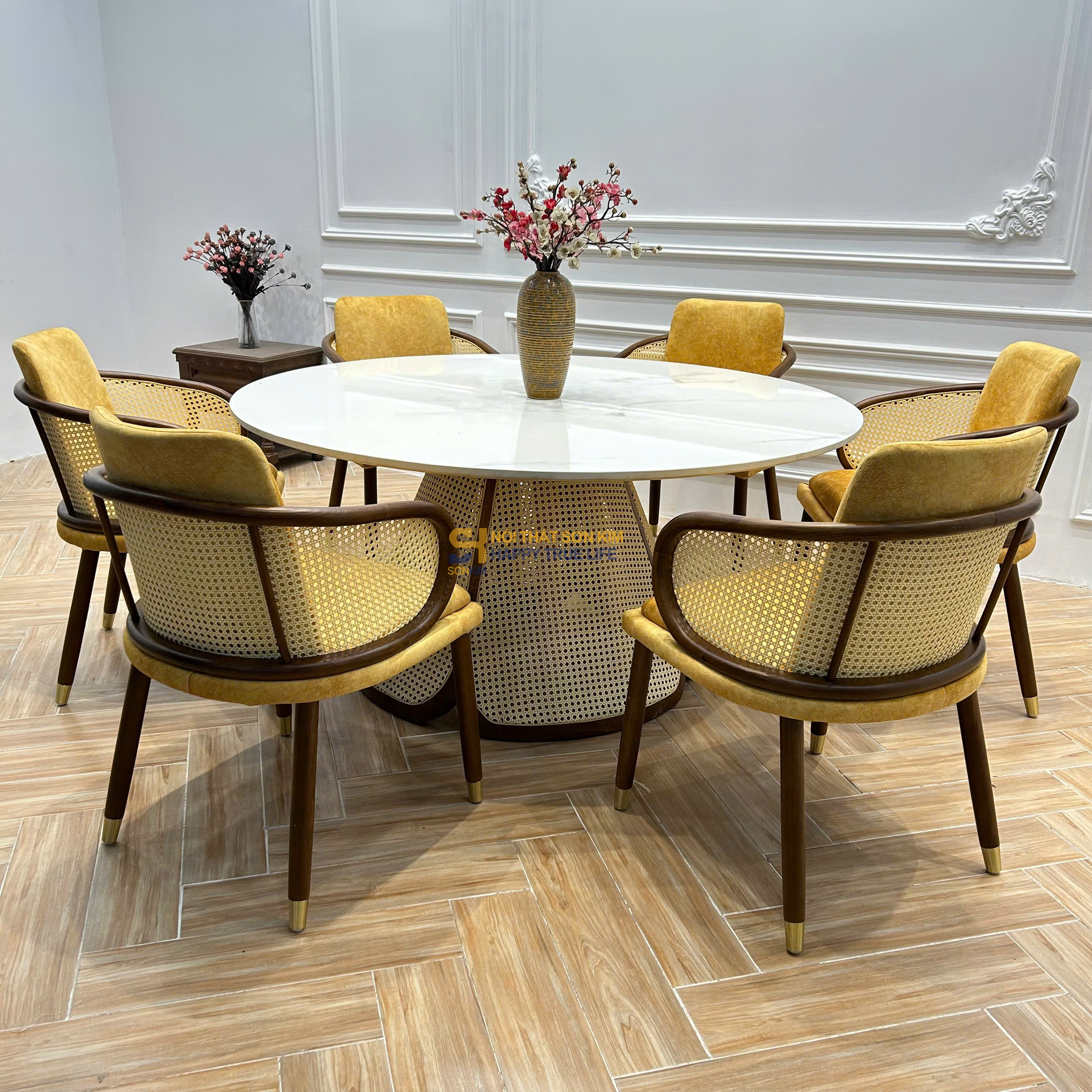 Bộ Bàn Ăn Tròn BAMBO & Ghế ăn BLAKEY BGA143